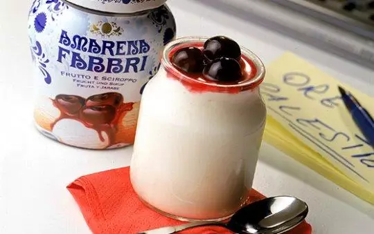 Yoghurt med Amarena